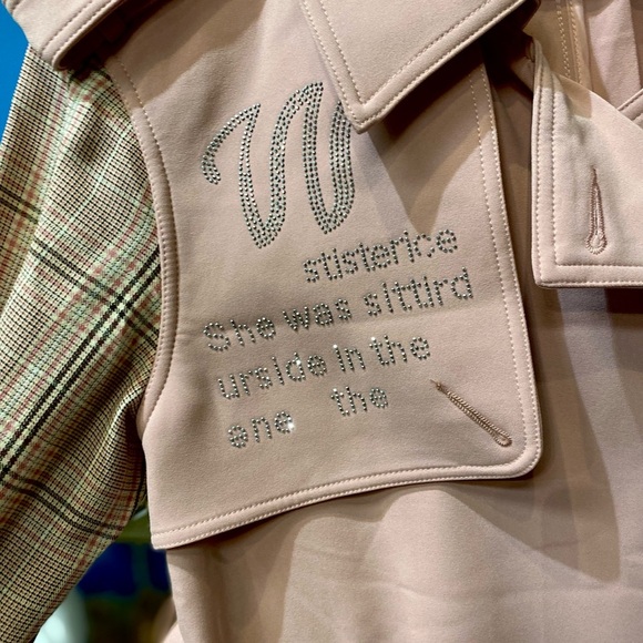 Trench coat,pink trench coat, designer trench coat - Picture 5 of 6